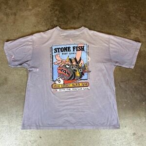 Vintage 90s Bonkers Stone Fish grey tee Men's Size XL
